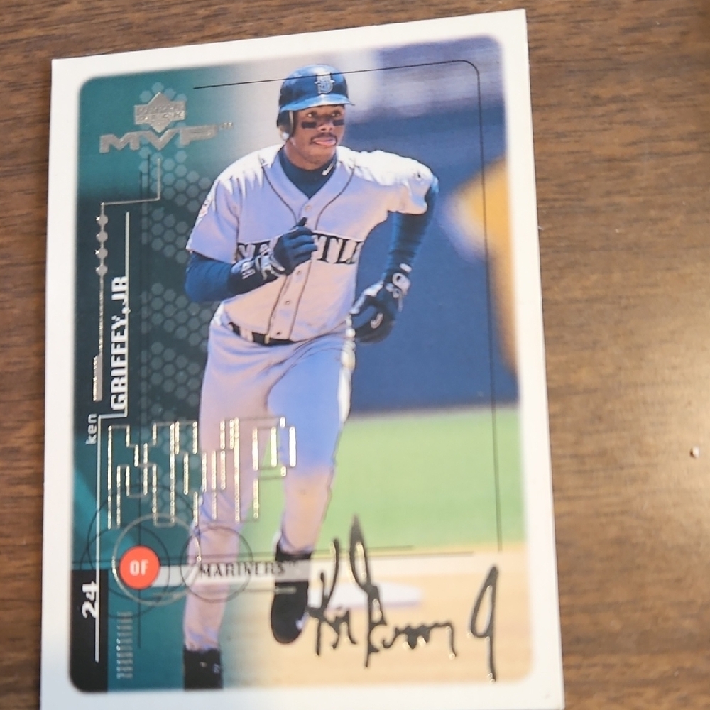 1999 Uppet Deck #53 Ken Griffey Jr. Baseball Card